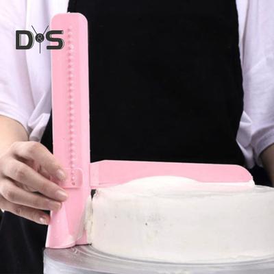 Verstellbarer Kuchenglätter, Fondant-Spachtel, Kuchenkantenglätter, lebensmittelechte Kuchen, Gebäckspatel, Creme-Nivellierungsgerät