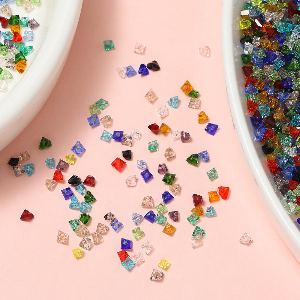 100Pcs/Lot Mixed Glass Triangle Shape Beads Charm Loose Bead for DIY Bracelet Necklace Earring Jewelry Making Accessories