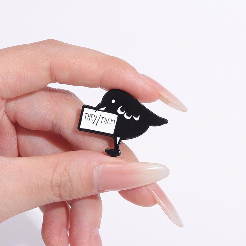 They/Them Pronomen Enamel Pins Custom Cartoon Crow Badge LGBT Pride Brooches Lapel Badges Animal Jewelry Gift for Friends