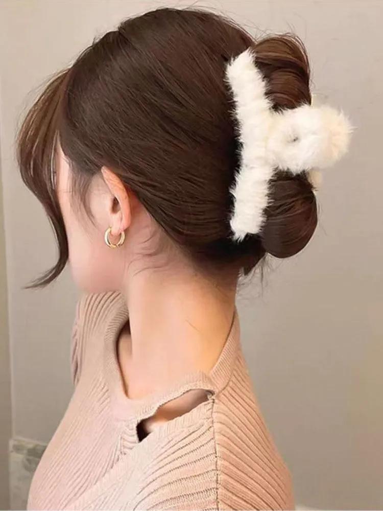 

Plush Hair Clip, Furry Hair Clip, Large Hair Clip, Back Head Hair Clip One Size бежевий