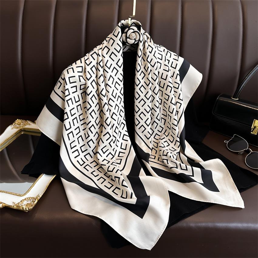 Fashion printed silk scarf twill silk high quality square scarf women's headscarf 91x91cm travel shawl autumn and winter scarf