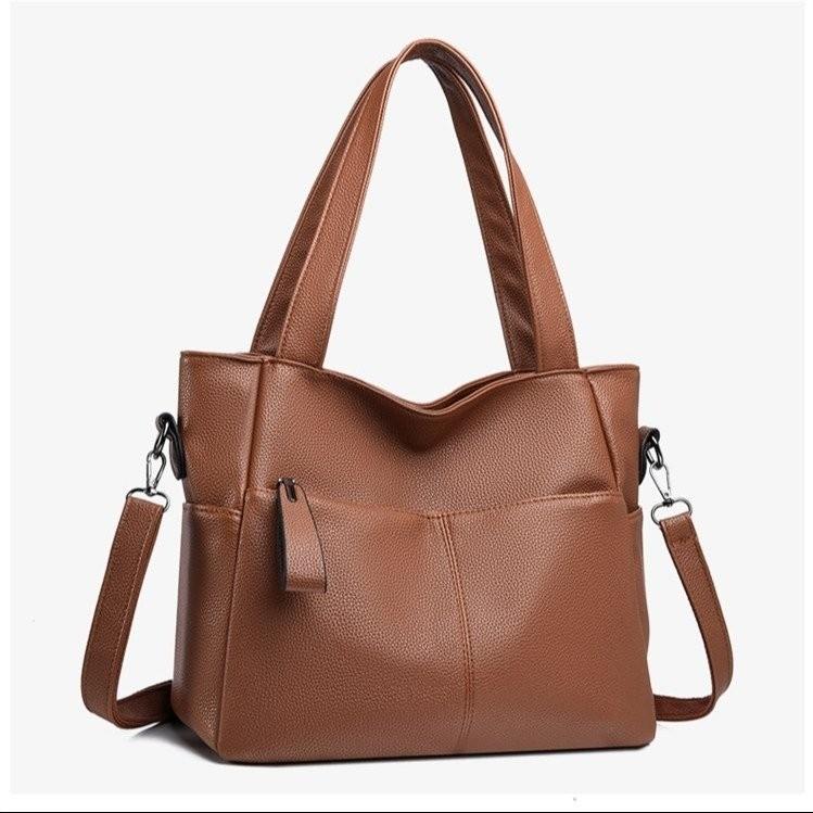 2026 Autumn and Winter New Fashionable Versatile Shoulder Messenger Bag Women's Simple Solid Color Handbag Bag Work Niche Design