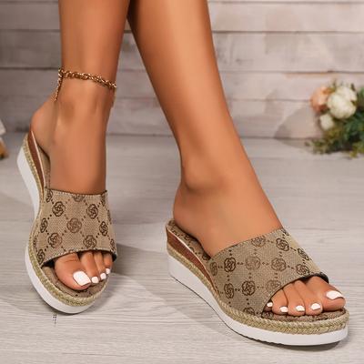 Marque de Mode Design Compensées Pantoufles Femmes 2024 Été Plateforme Épaisse Mules Sandales Femme Grande Taille 42 Talons Hauts Chaussures de Plage Tongs