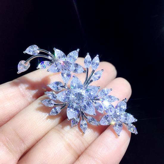 Floral Design Brooch with Cubic Zirconia Inlaid Non-Slip Buckle Scarf Badge Coats Sweaters Hats Bags Accessories