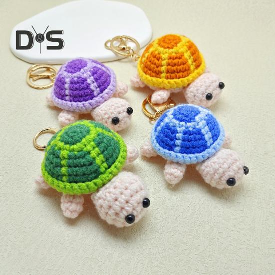 Knitted Turtle Keychain Exquisite Yarn Crochet Compact Size Portable Keyring Cartoon Style Mini Turtle Keychain