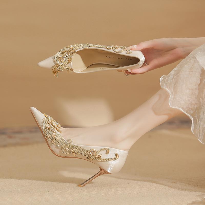 High Heels Women's Summer New Pointed Rhinestone Phoenix Wedding Shoes French Thin Heel Shallow Mouth Single Shoes