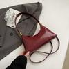 French Niche Underarm Bag Women's 2025 New Spring and Summer Fashion Shoulder Bag High-end Sense Versatile Commuter Baguette Bag