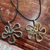 Flower Pendant Necklaces Irregular Flower Pendant Necklaces Flower Jewelry Alloy Material Birthday Gift for Women Girls