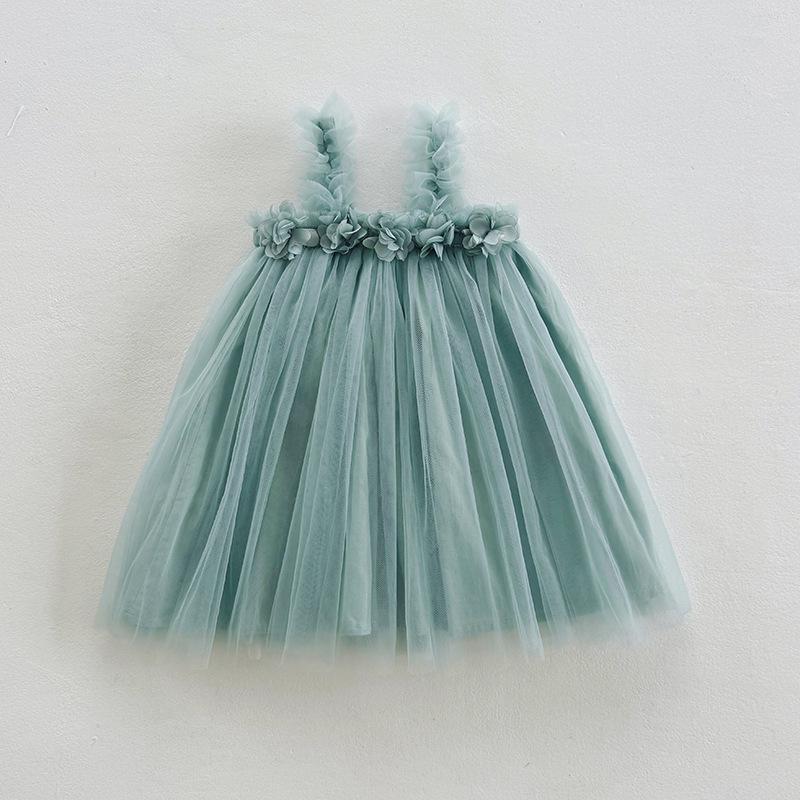 Rochie de Plajă Summer cu Bretele din Plasă și Flori 3D pentru Fete Dulci - Fustă Pufoasă de Prințesă pentru Bebelușe.