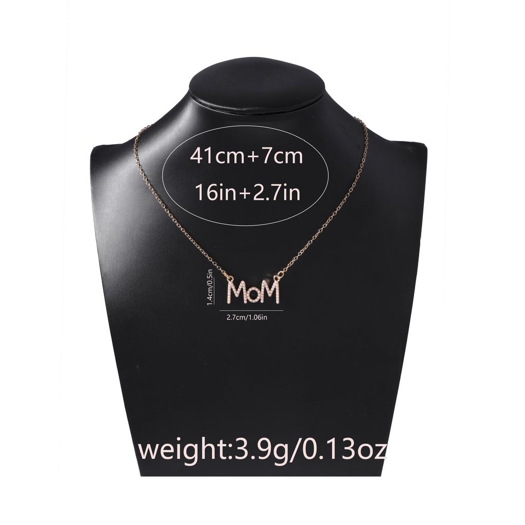 A simple and fashionable European and American alloy rice bead letter MOM Mother's Day elegant woman's necklace