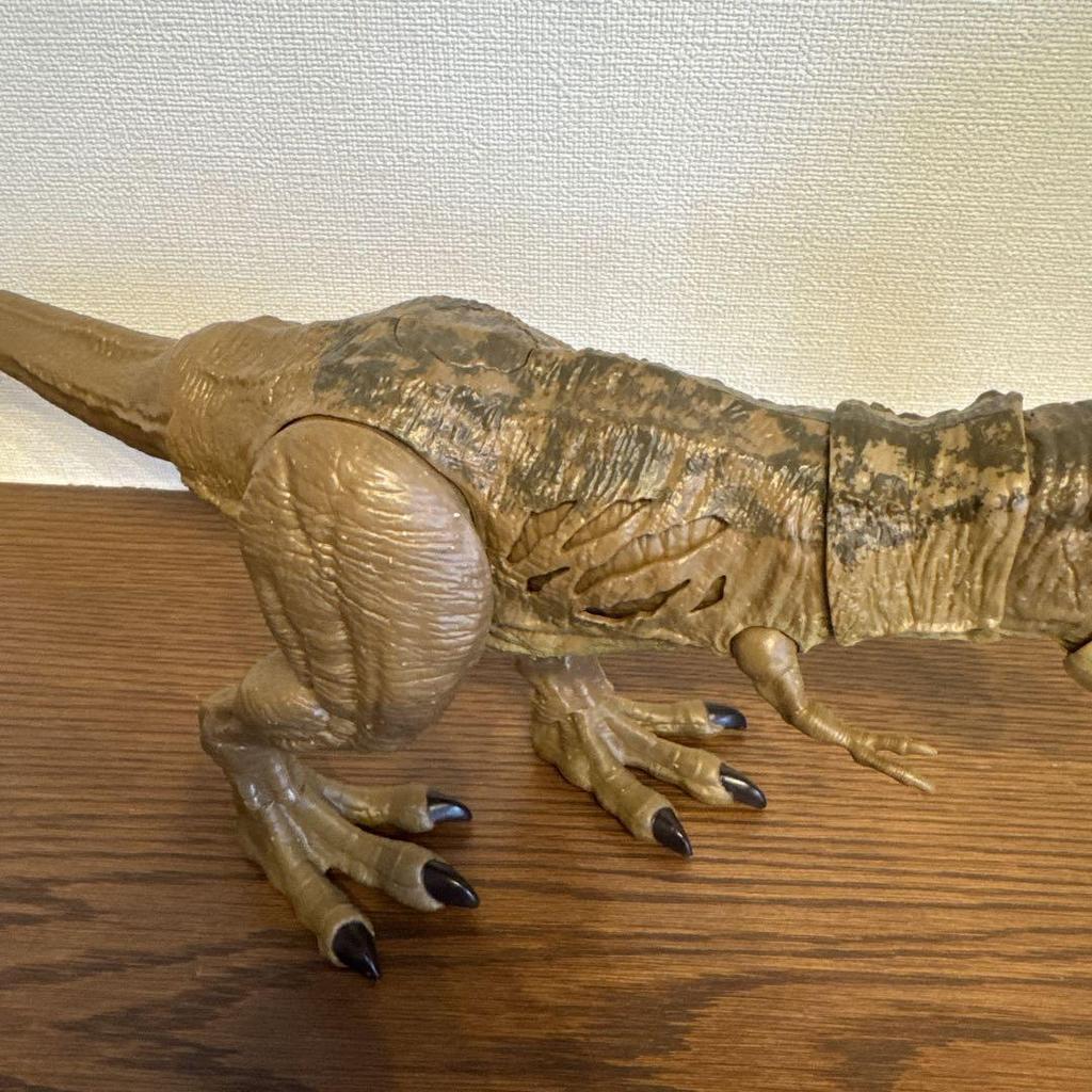 [USED] Dinosaur figures Jurassic World