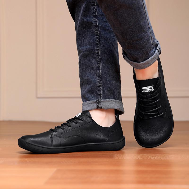 Men's Wide Toe Box Retro German Training Shoes - Lightweight, Comfortable, Versatile, and Casual White Sneakers