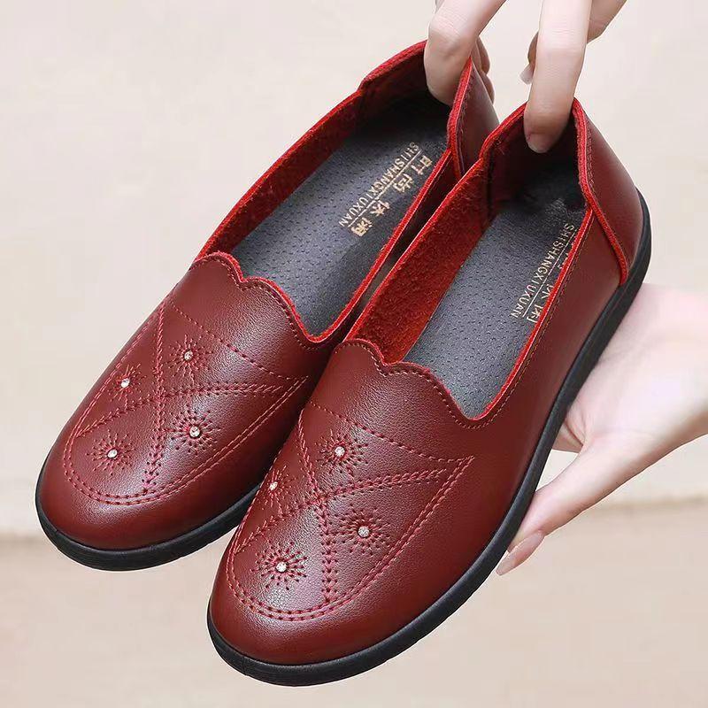 Mom Shoes Spring and Autumn Leather Shoes Jelly Sole Non-slip Women's Single Shoes Comfortable Work Elderly Shoes Middle-aged and Elderly 2024 New Mod