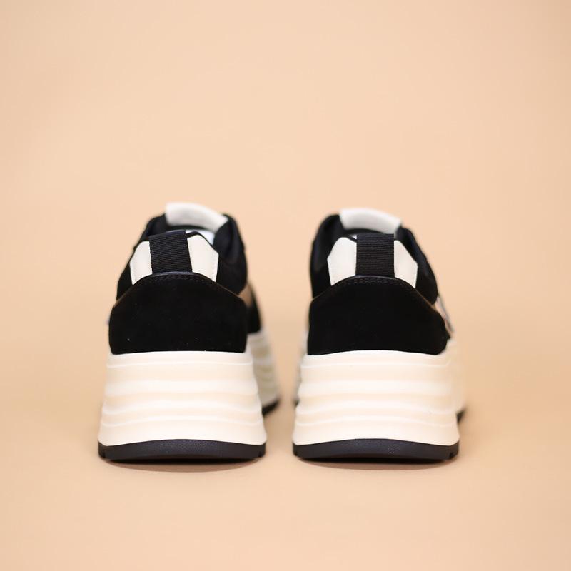 2025 Autumn/Winter Women's Genuine Leather Platform Sneakers, Thick Sole, Petite Fit, European Style, Versatile, Height-Boosting.