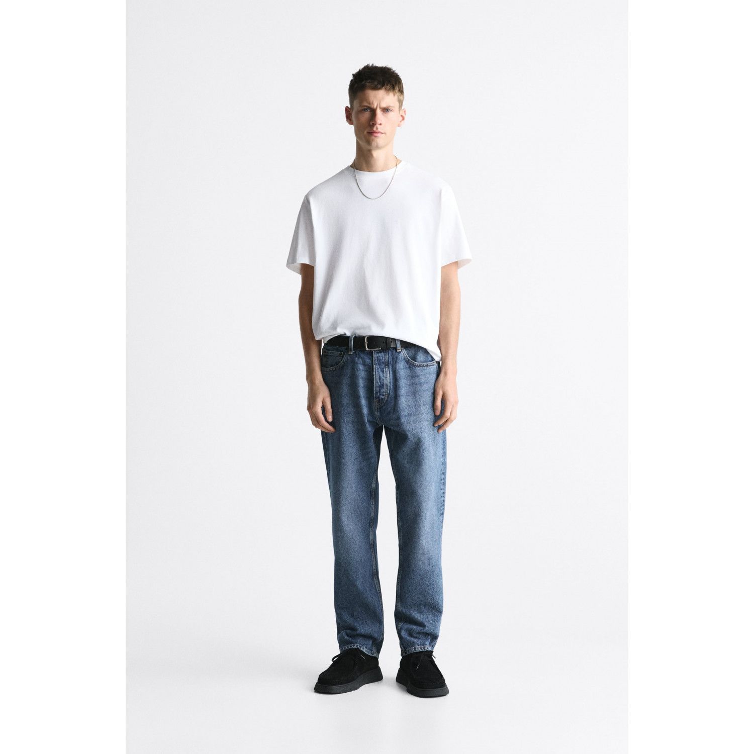 

STRAIGHT FIT JEANS