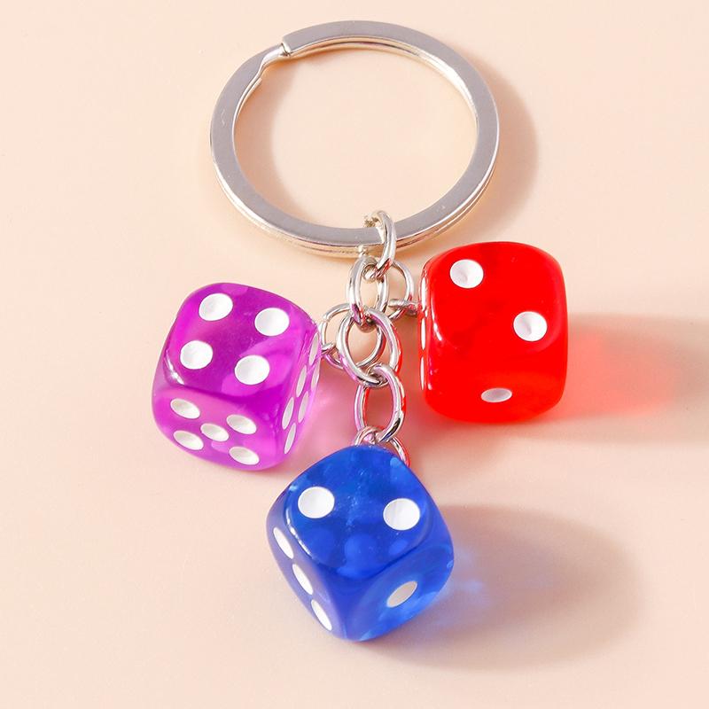 Cuet Resin Geometric Dice Keychain Keyring Pendants for Women Men Car Key Holder Handbag Pendants Charms DIY Jewelry Gifts