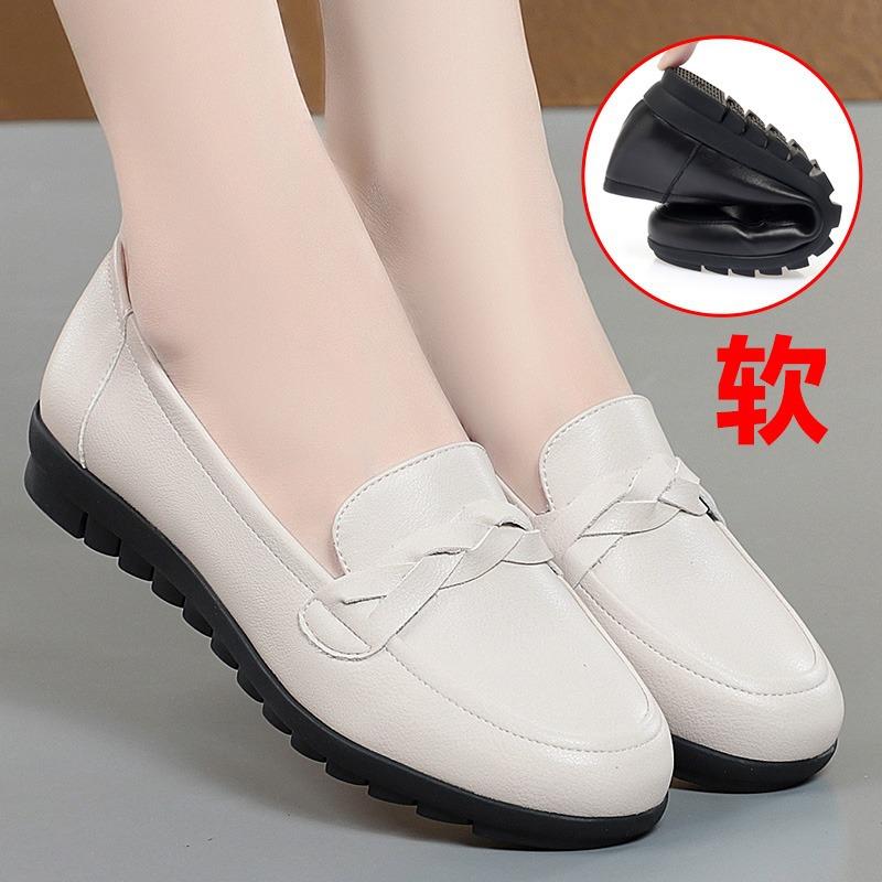 Fashion Women Flats Shoes Casual Light Comfortable Non Slip Female Flats New Fashion Outdoor Loafers Women Leather Shoes