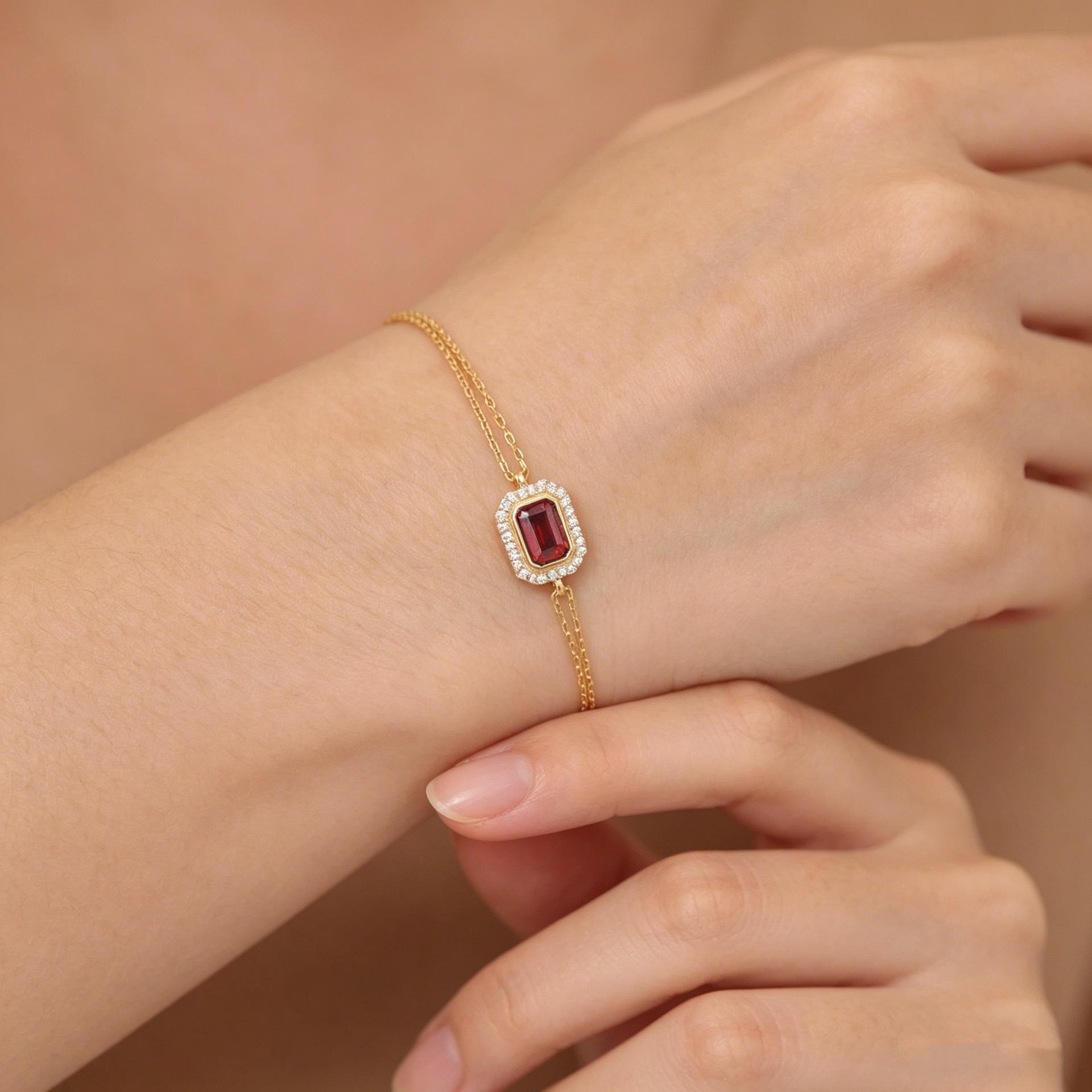 Silver Art S925 Sterling Silver Retro Geometric Square Bracelet for Women - Niche Design, Colorfast, High-End Jewelry S925 Silver