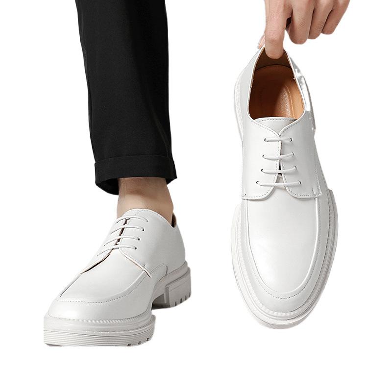 White leather shoes British photography wedding studio hosts the performance Business heightening suit best man wedding groom shoes