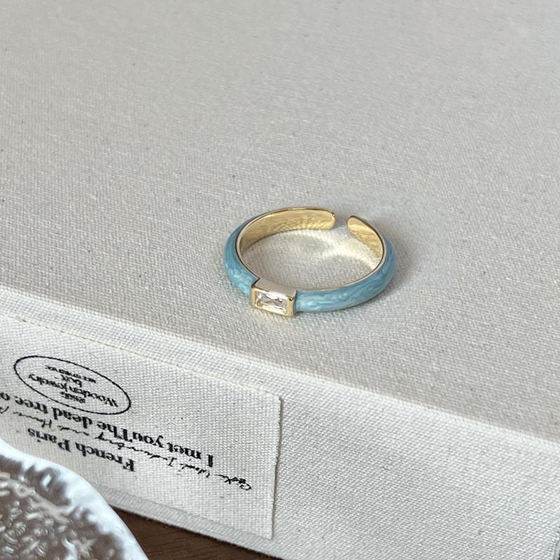Unique Enamel Blue Mother Of Pearl Ring For Women Fashionable And Elegant Accessory