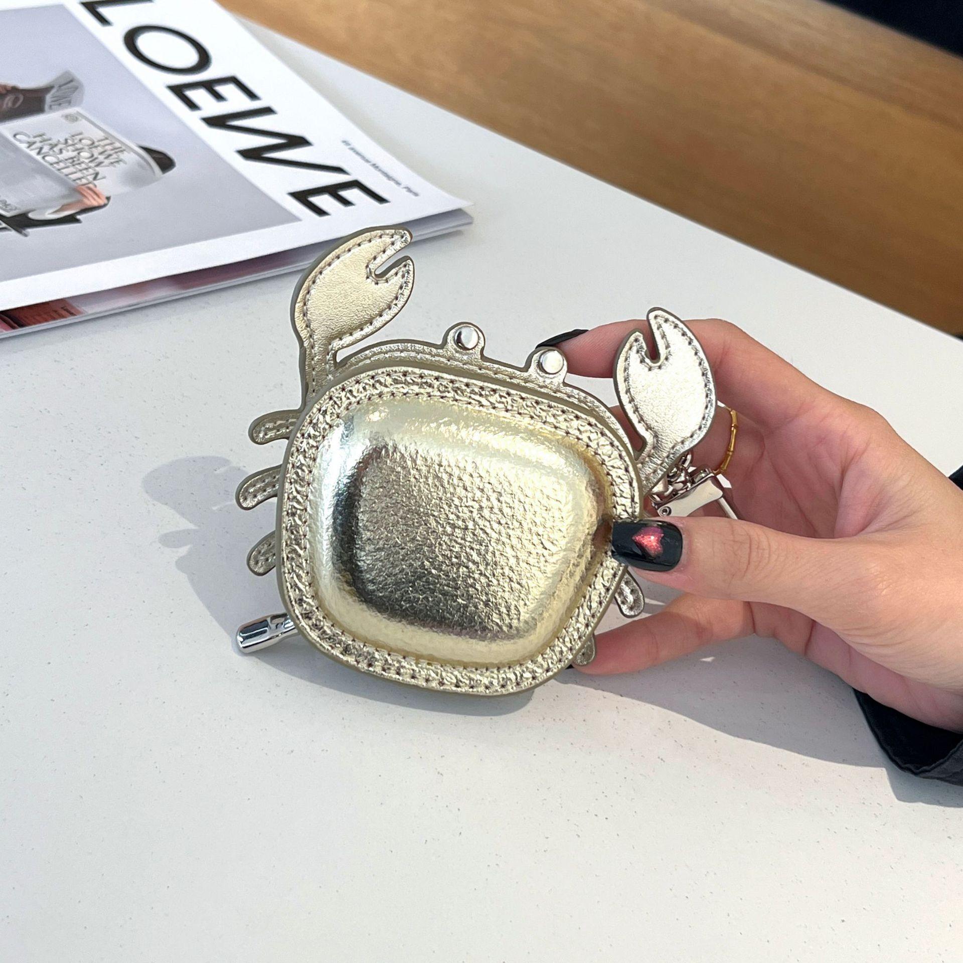 

Top Layer Cowhide Crab Pendant Bag Leather Change Earphone Backpack Cute Accessories Creative Exquisite 10x11x3cm