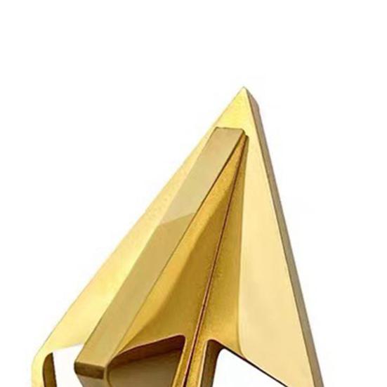 Brosjenål Vintage Enkel Liten Fly Lett Luksus Elektroplettering Dekorativt Rustfritt Stål Menn Kvinner