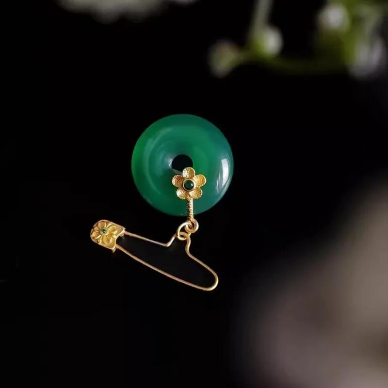 Classic Simple vintage Crystal Flower Broche Natural Hotan Jade Green Round Brooches for Women Banquet Jewelry