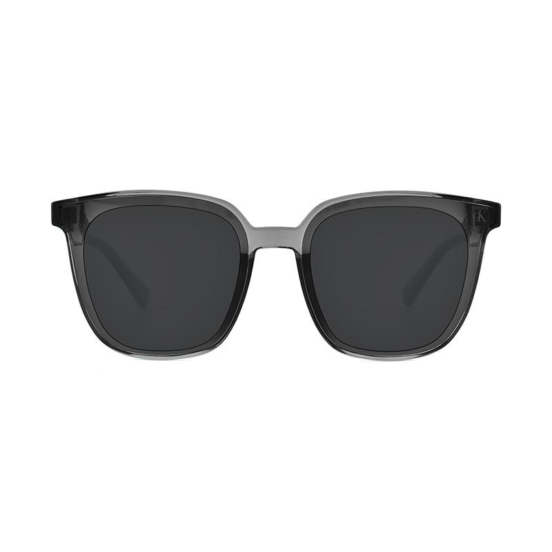 Calvin Klein Square Sunglasses With Logo Design For UV Protection Unisex sunglasses CKJ25637SLB