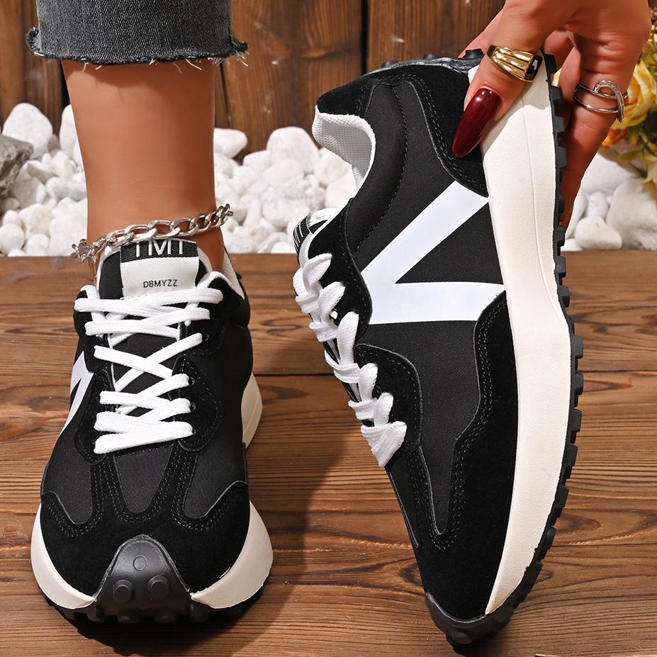

New Women s Shoes Comfortable Quality Autumn Fashion Sports Shoes Anti slip Wear resistant Casual Shoes 41