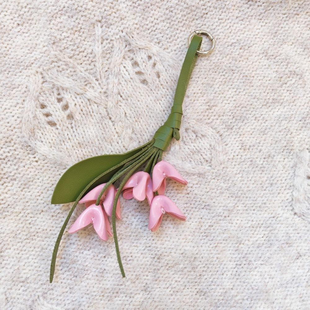 Handmade Flower Pu Keychain Hanger Bag Pendant Lovely Tulip Bouquet Leather Pendant  Women