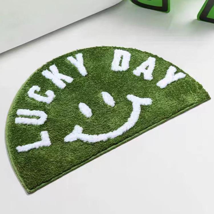 

Мультяшный полукруглый смайлик, домашний толстый искусственный кашемировый ковер, нескользящий, впитывающий, мягкий коврик для ног, коврик для входной двери 40 * 60cm