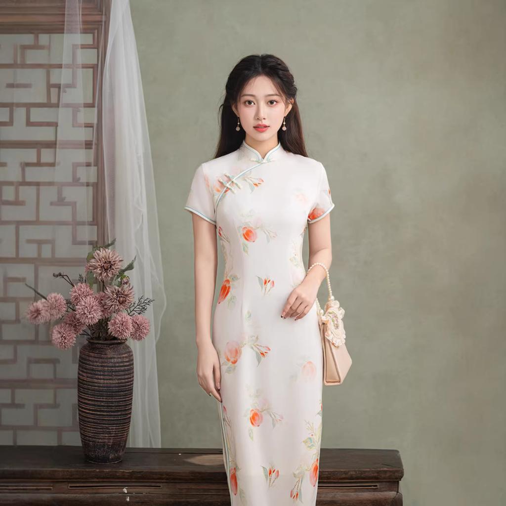 Beautiful new Chinese-style improved short-sleeved medium and long large-size cheongsam skirt elegant retro temperament young dress