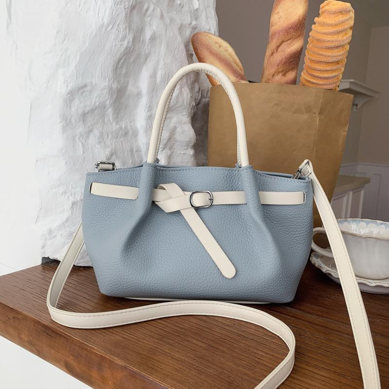 Cool Small Bag, Fashionable Crossbody Bag, Exquisite Handbag with A Bucket Shape, Small Tote Bag