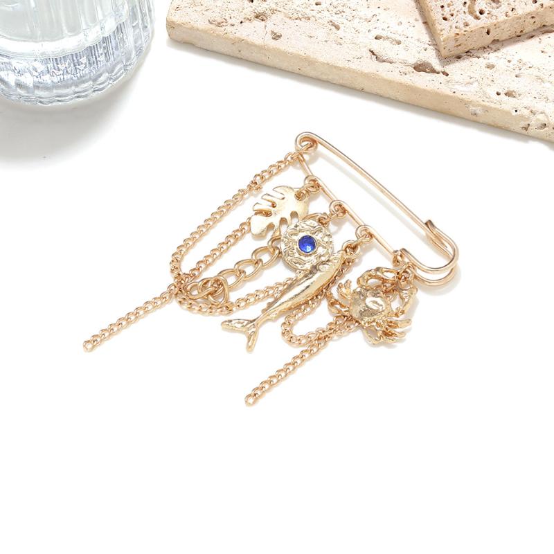 Ozean-Element Brosche für Damen Quasten-Kette Mit Stilvollem Erdbeer-Herz-Design Für Mode