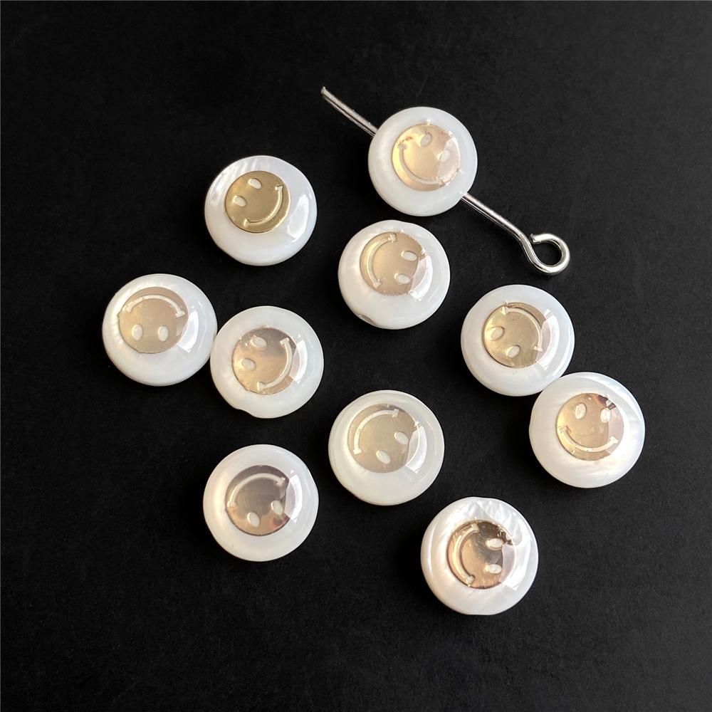 Shell Bronzing Moon Star Hearts Bead Charm Round White Freshwater Pearl of Shell Bead for Jewelry Making Diy Necklace Accessory