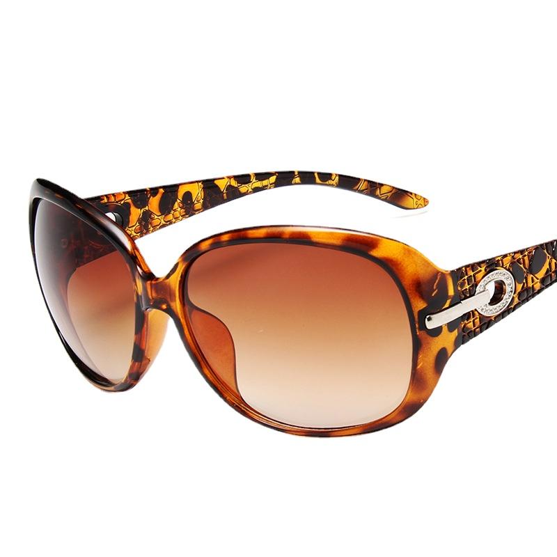 New Small Rectangle Sunglasses Women Vintage Designer Square Sun Glasses UV400 Eyewear Female Shades