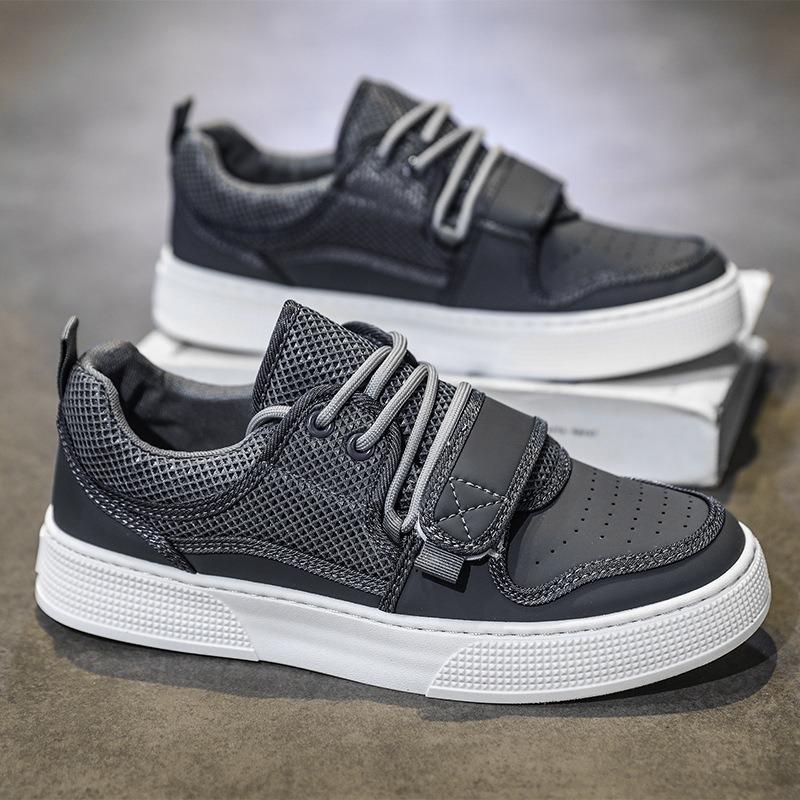 Men's shoes new trend soft sole sports heightening casual board shoes young and young versatile little white tide shoes