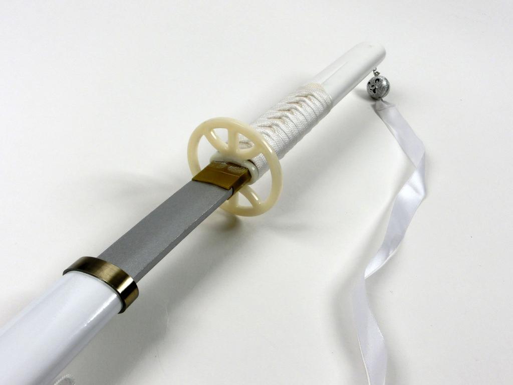 KiumiToys Japanese Sword Imitation Sword Samurai Sword Wooden Cosplay Zanpakuto Sode Shirayuki Shirasaya 110cm Rukia Kuchiki Kuchiki S116