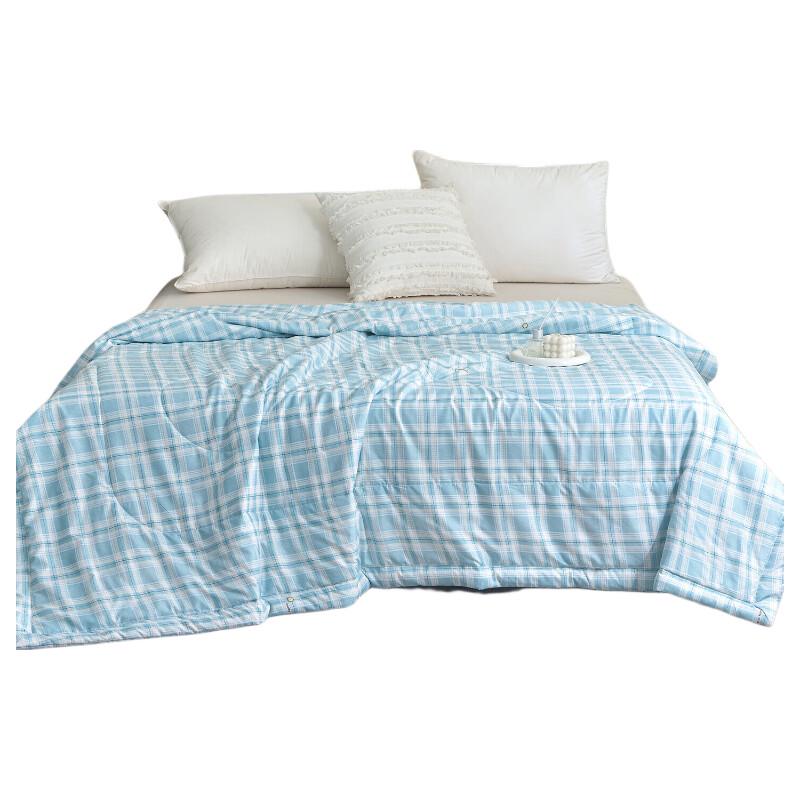 Lightweight Summer Quilt