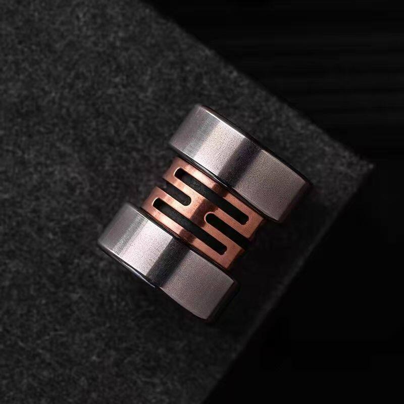 

Lanyard Bead Pendant Fashion Fidget Spinner Stress Relief Toys Brass Knife Beads Survival Paracord EDC Decorative Accessories 5cm