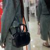 Niche Design Single Shoulder Crossbody Boston Bag Women'S Retro High-End Portable Small Square Bag