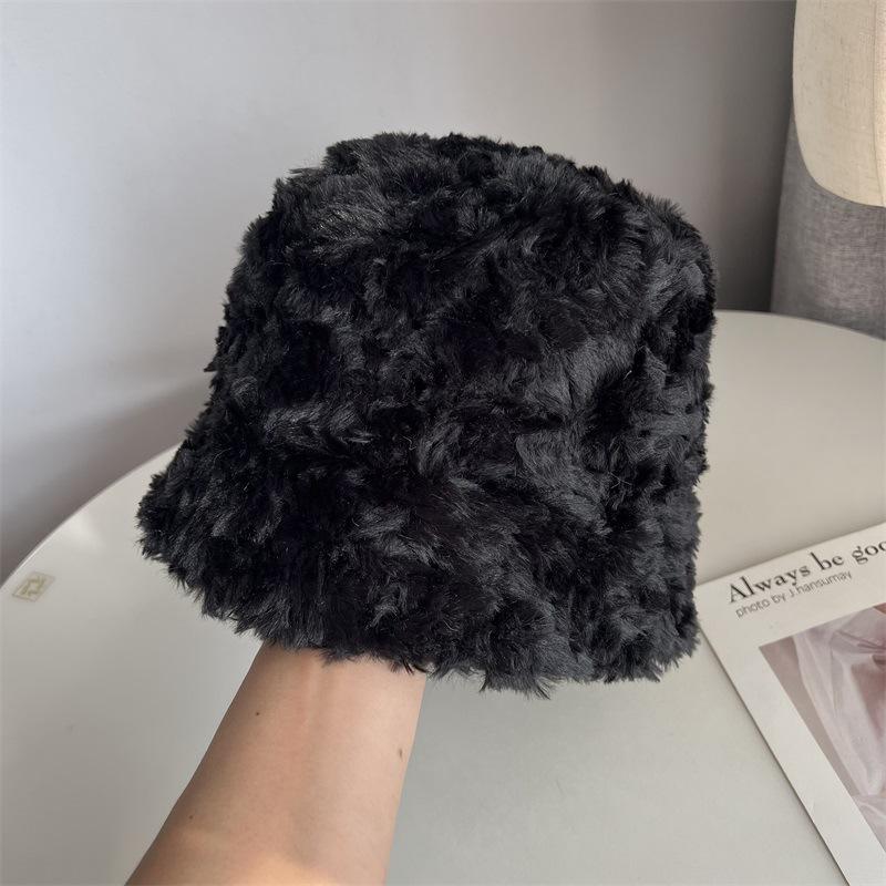 Fashion lamb wool plush bucket hat women's winter plush thickened warm temperament versatile cold hat