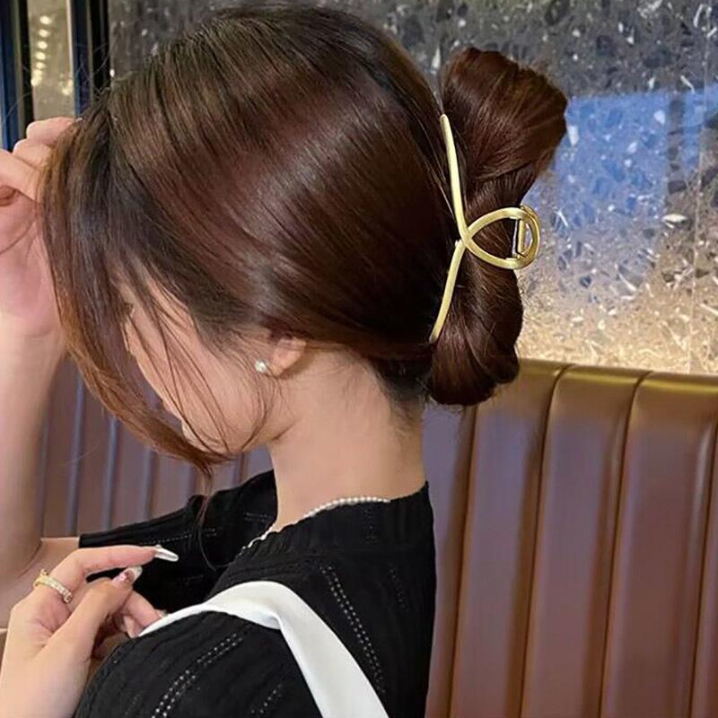 Vintage Metal Long Tassel Gripping Clip Hair Claw For Women Full Rhinestones Hair Clip Korean Barrettes Hairpin Hair Accessories