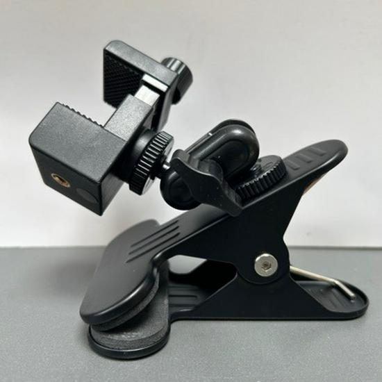 Universelle 360° verstellbare Metallklemme - Multifunktionaler Instrumenten- & Recorderhalter