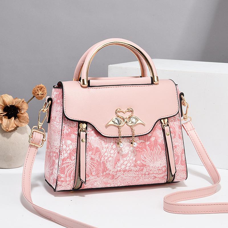 

Сумка из ПУ 2025 новая женская сумка легкая роскошная женская сумочка высококлассная сумка через плечо на одном плече маленькая квадратная сумка женская