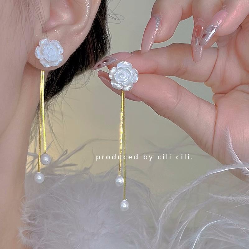 Würziges Mädchen Ohrklemme & Ohrstecker Set: Nischen-Kalter Stil für Frauen, Herbst/Winter 2023