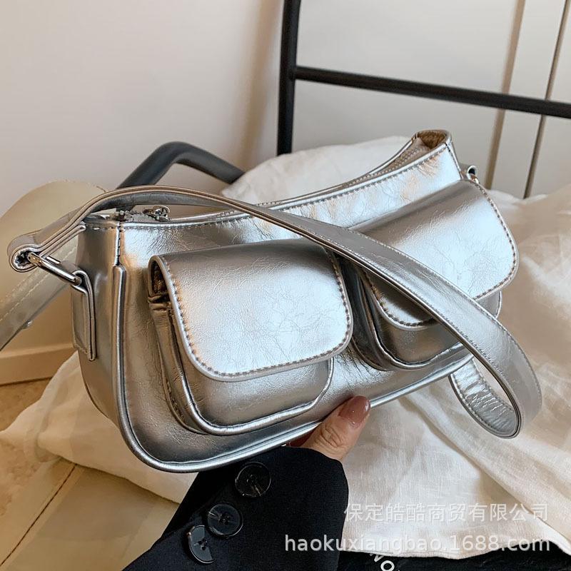Premium texture simple and versatile single shoulder underarm commuter bag women's 2025 summer new fashion messenger small square bag
