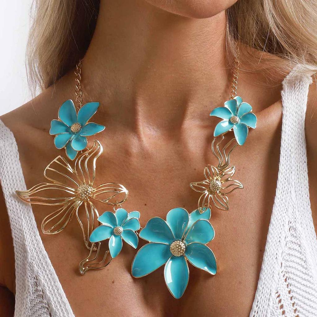 N11118 Personality Trend Enamel Drip Glaze Flower Pendant Necklace Internet celebrity ins Wind Hollow Petal Necklace