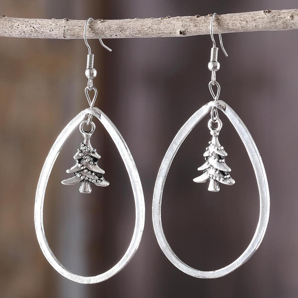 Retro Christmas Tree Hollow Water Drop Earrings - Fashionable High-End Women's Gift