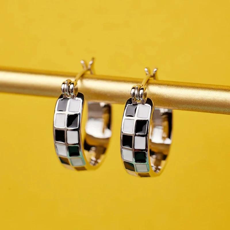 Huitan Women Hoop Earrings Black and White Checked Design Elegant Accessories for Party Daily Graceful Fashion Metal Jewelry